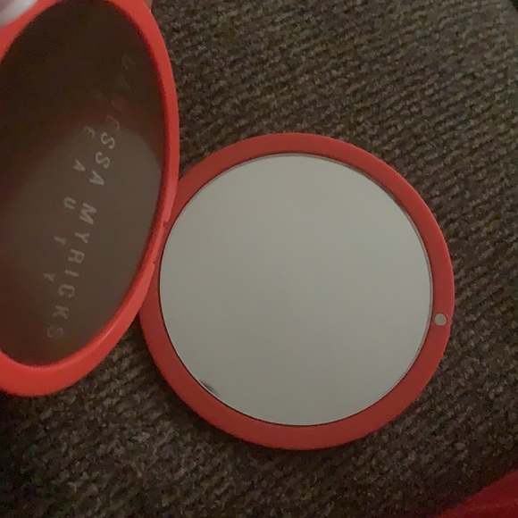 DanessaMyricks Beauty Mirror - Picture 3 of 6